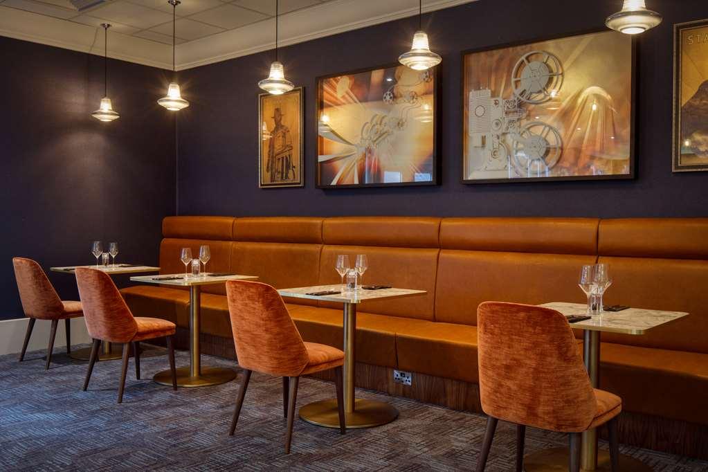 Doubletree By Hilton London Elstree Hotel Borehamwood Restaurant foto